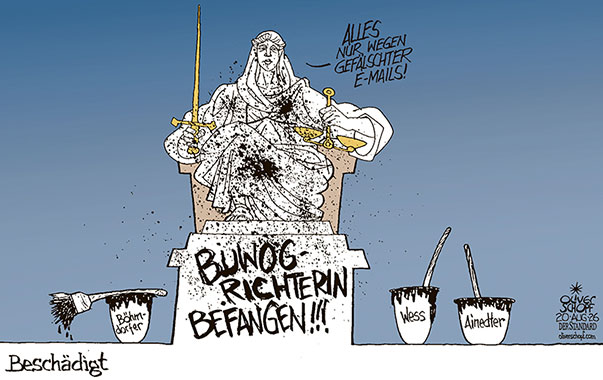 Oliver Schopf, politischer Karikaturist aus Österreich, politische Karikaturen aus Österreich, Karikatur Cartoon Illustrationen Politik Politiker Österreich Cartoon Movement, @oliverschopf.bsky.social 2026: BUWOG PROZESS RICHTERIN MARION HOHENECKER FÄLSCHER E-MAILS BEFANGEN KARL-HEINZ GRASSER ANWÄLTE BÖHMDORFER WESS AINEDTER VORWÜRFE ANPATZEN BESCHÄDIGEN JUSTITIA WEISSE WESTE
















































